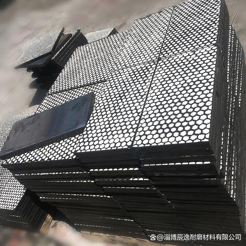 建筑工程防滑耐磨地面全攻略 从车间到户外，一文说清怎么选